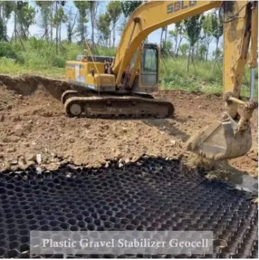 HDPE hitam berlubang bertekstur miring stabil geocells geocell geocel untuk teknik sipil 2