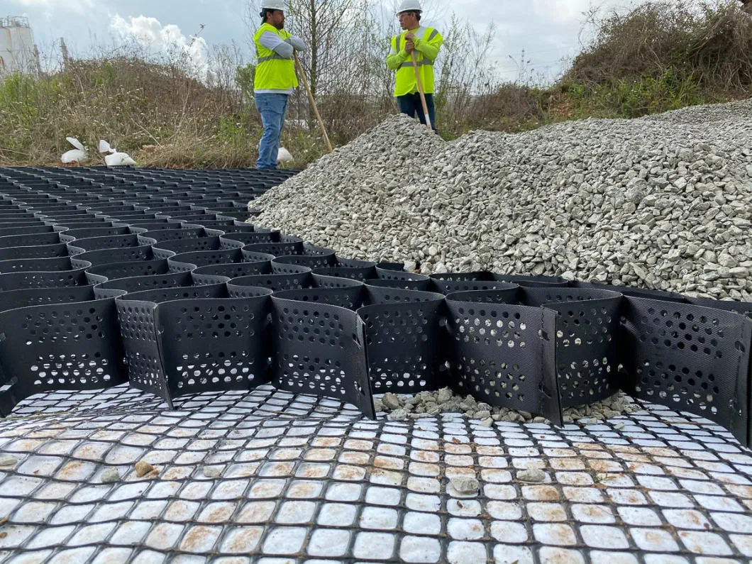 HDPE Gravel Grid Material System Driveway Textured Geocell Untuk Penguatan Jalan 0
