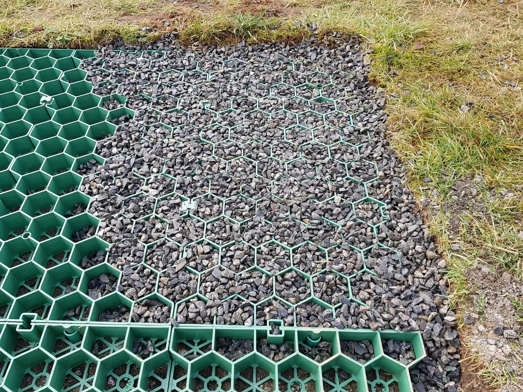 Plastik Grass Grid Pavers HDPE Plastik Grass Grid Paver Gravel Di Taman Parkir 11