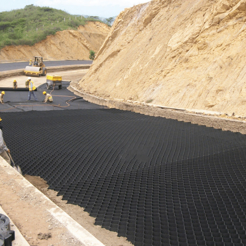 Geocell Hdpe Anti Korosi 50mm Untuk Penguatan Tanah Lereng Jalan Bukit