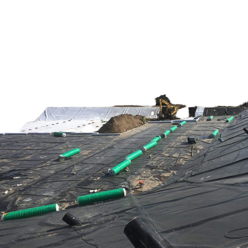 Geomembran Polyethylene Densitas Tinggi (HDPE) Liner tahan UV Hitam Liner kolam poliethylene untuk Pengendalian Tumpukan 1.5mm Ketebalan Geomembran 500N Kekuatan tarik