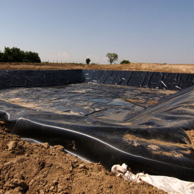 0.75mm HDPE Geomembrane Industri untuk Peternakan Ikan kolam Liner Waterproofing Aplikasi Bendungan Tumpukan