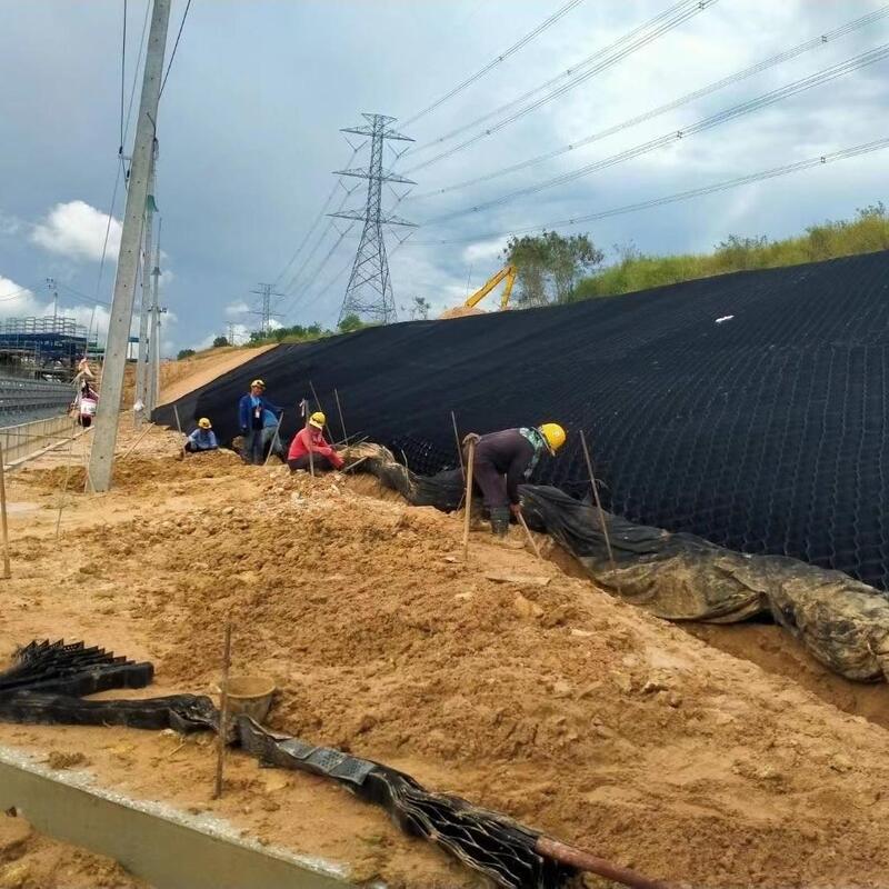 HDPE Geocell Plastic Driveway Gravel HDPE Geocell Control Soil in Road for Road Reinforcement Protection Slope Control Erosion Control Gravel Highway Pengendalian tanah dari tanah